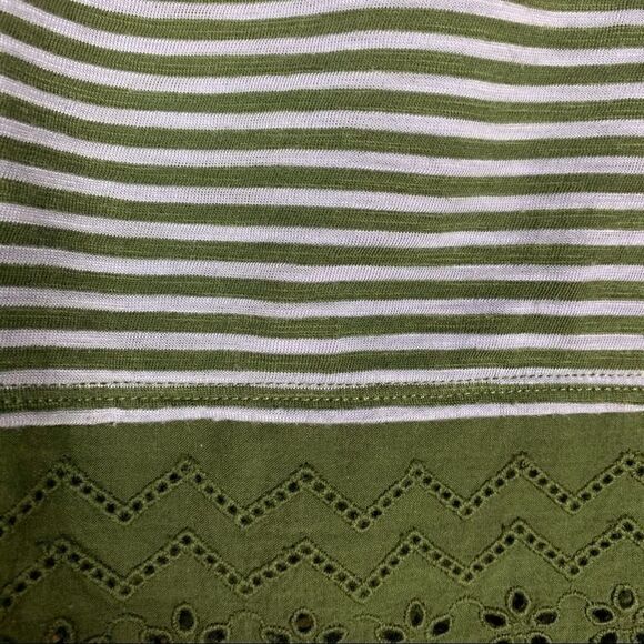 Anthropologie Little Yellow Button Mix Pattern Top - Picture 3 of 9